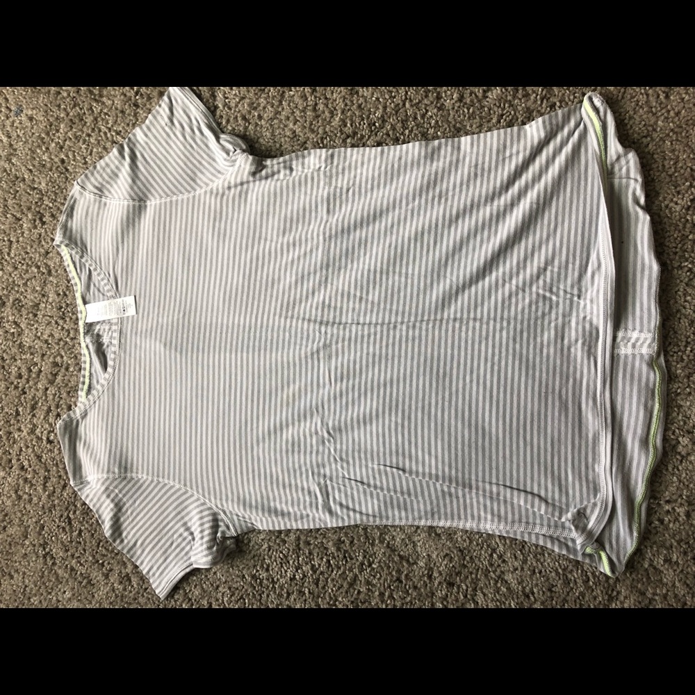 ivivva striped t-shirt